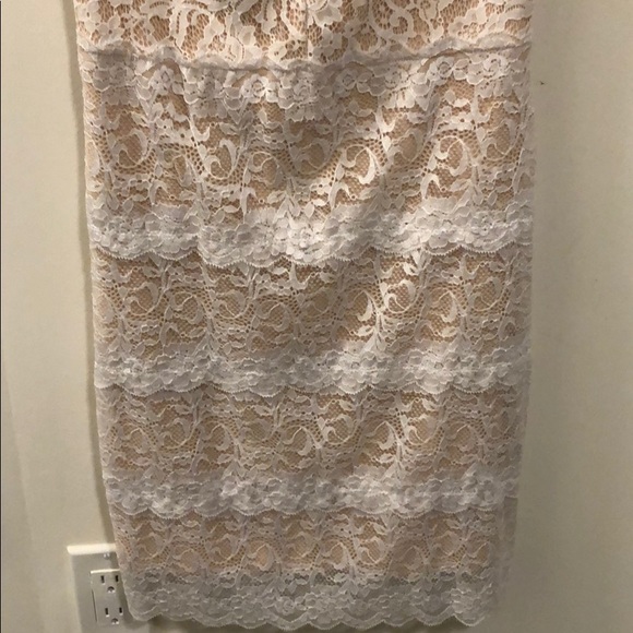 Bebe white lace sleeveless dress - Picture 6 of 6